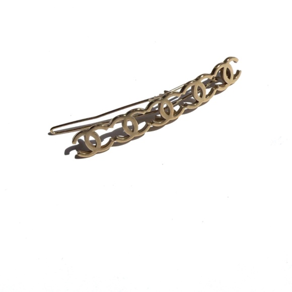 Authentic CHANEL CC Logo Gold Tone Hair Clip - Picture 9 of 10